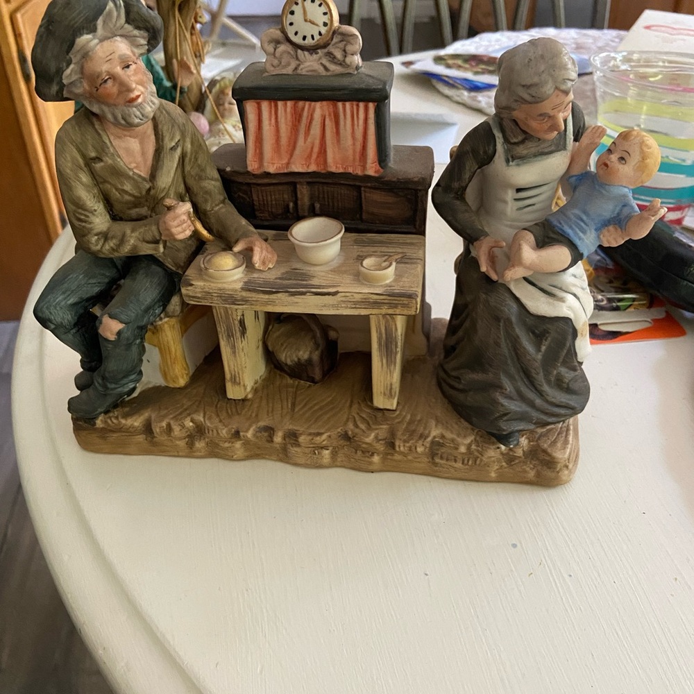 Figurine